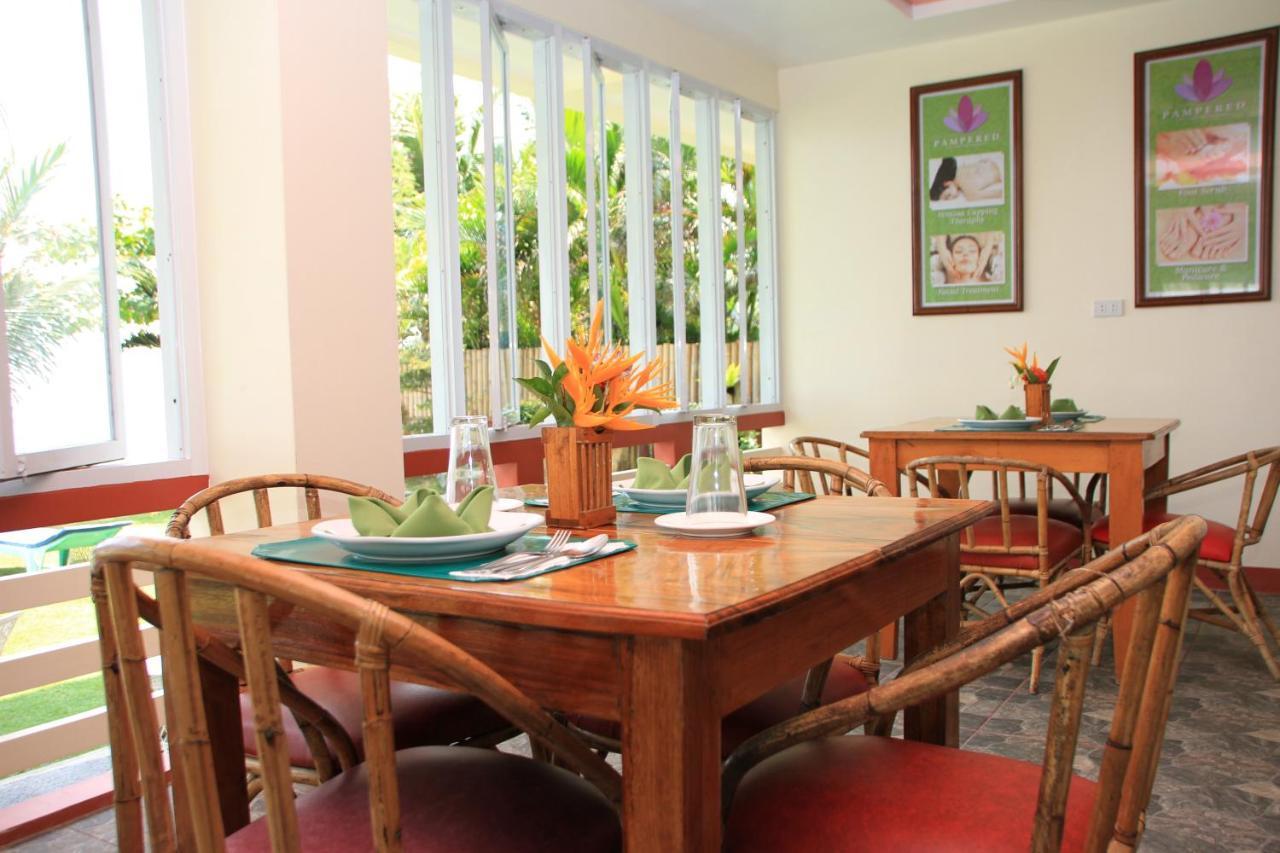 Badladz Staycation Condos Puerto Galera Extérieur photo