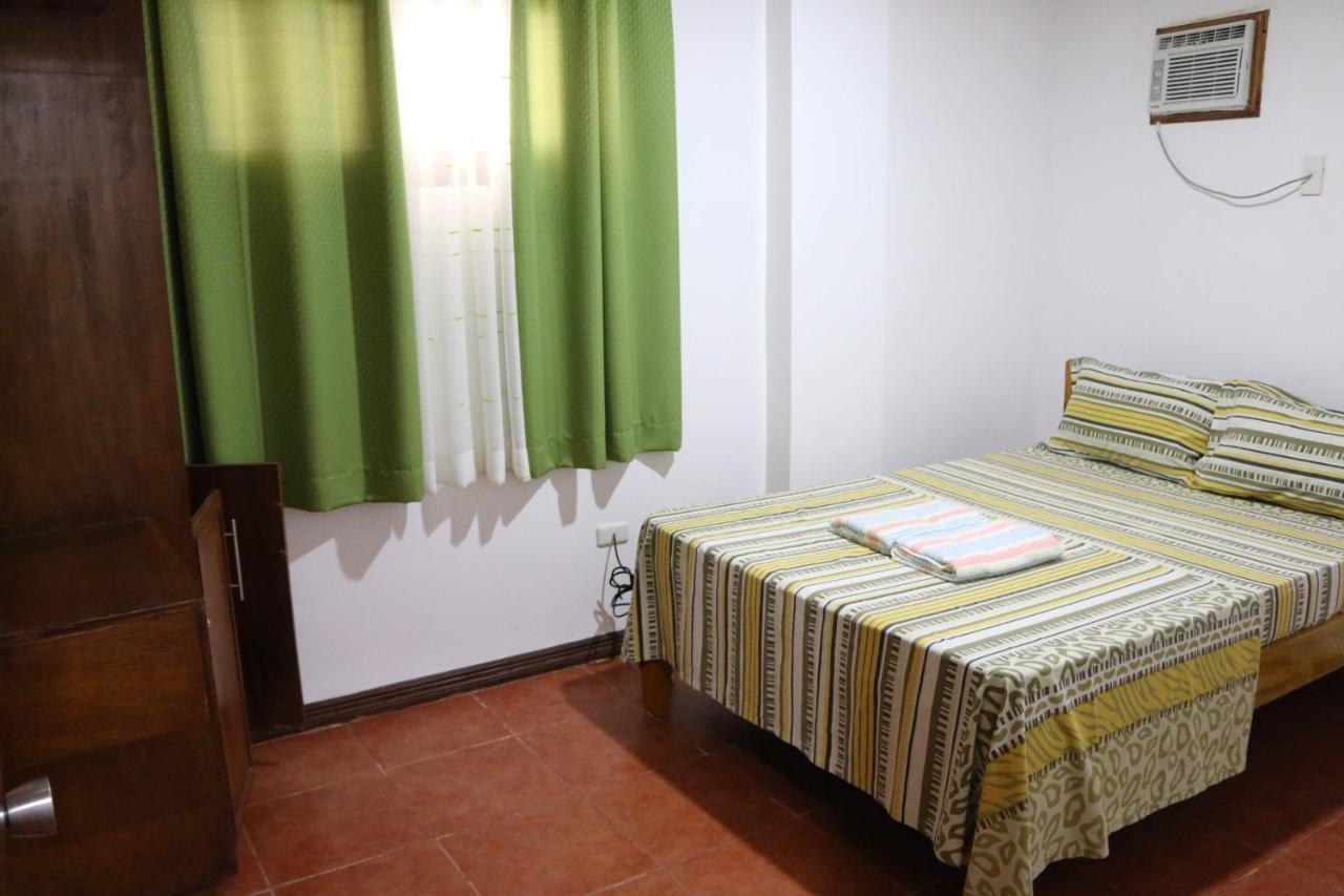 Badladz Staycation Condos Puerto Galera Extérieur photo