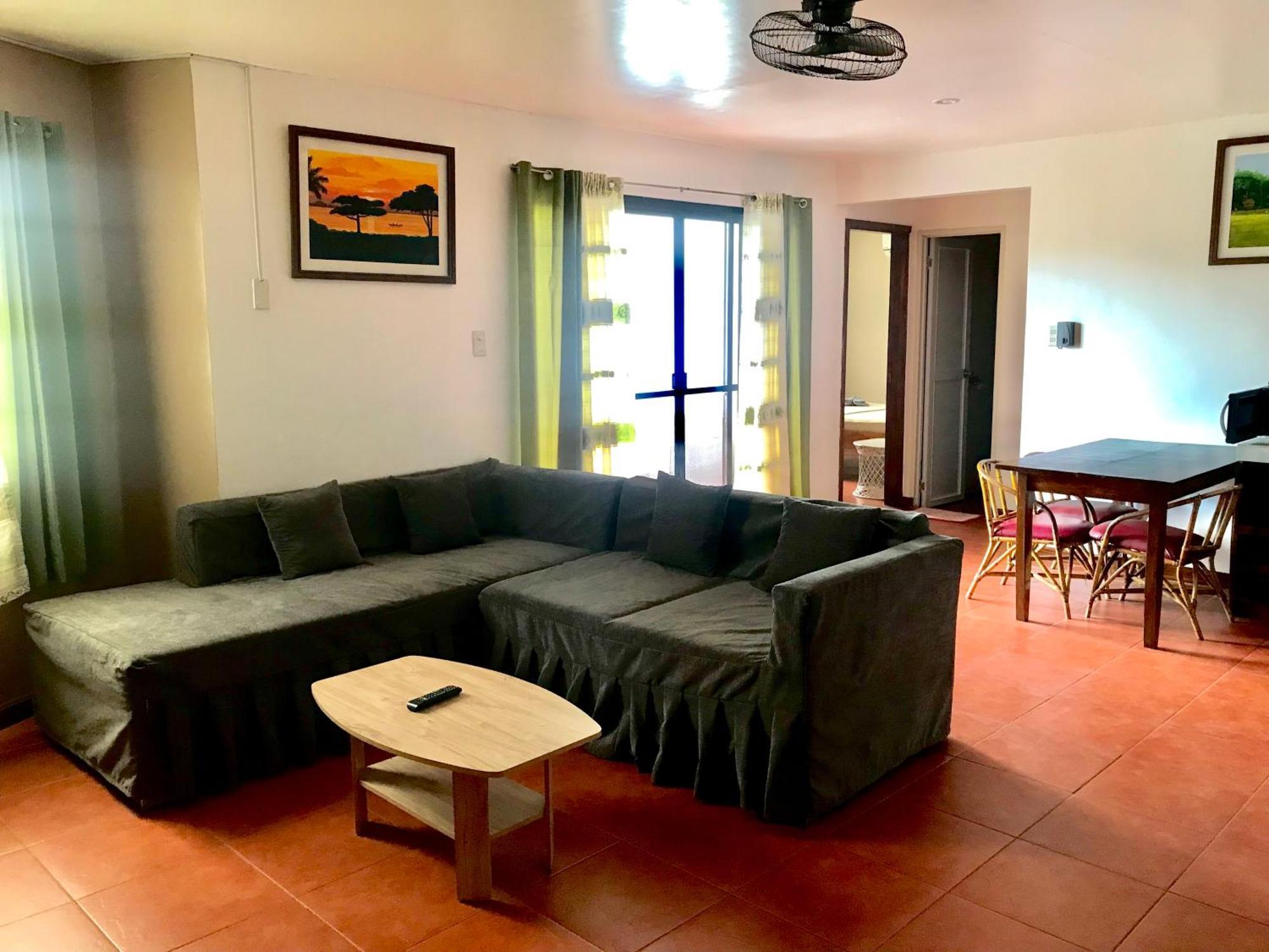 Badladz Staycation Condos Puerto Galera Extérieur photo