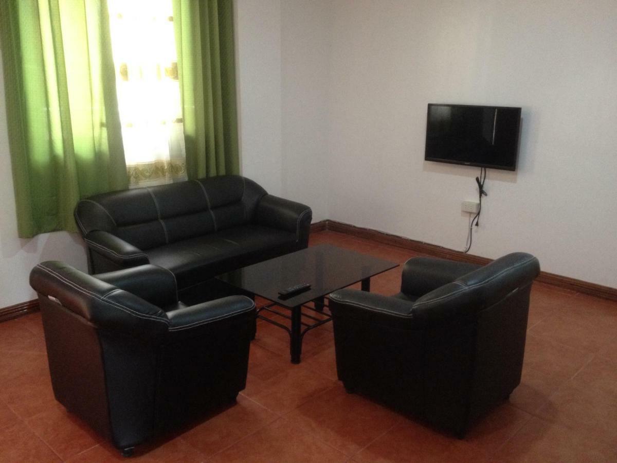 Badladz Staycation Condos Puerto Galera Extérieur photo
